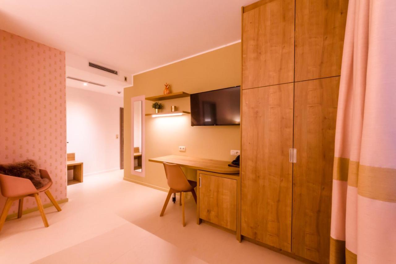 הרסטל Manavahotel מראה חיצוני תמונה